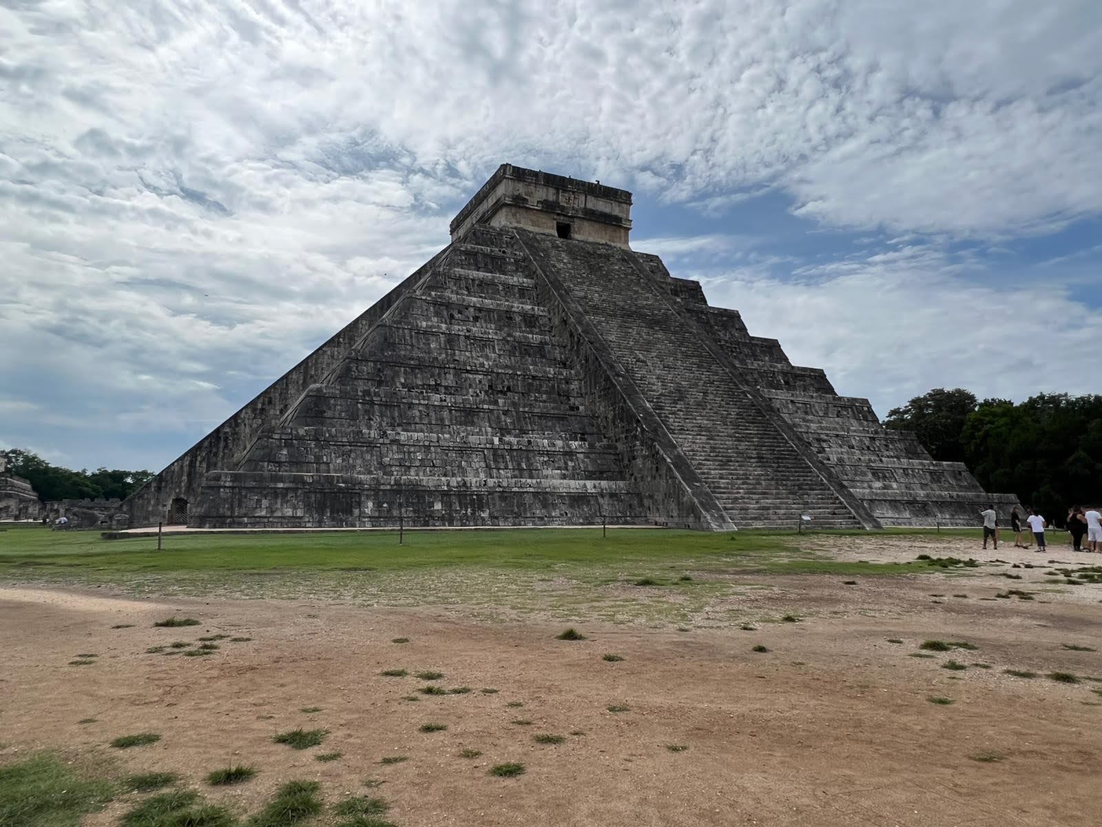 chichen-itza