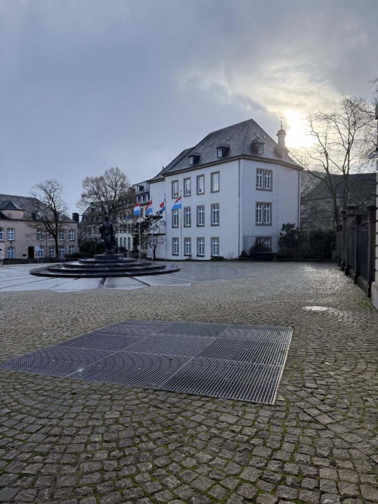 place-de-clairefontaine-1