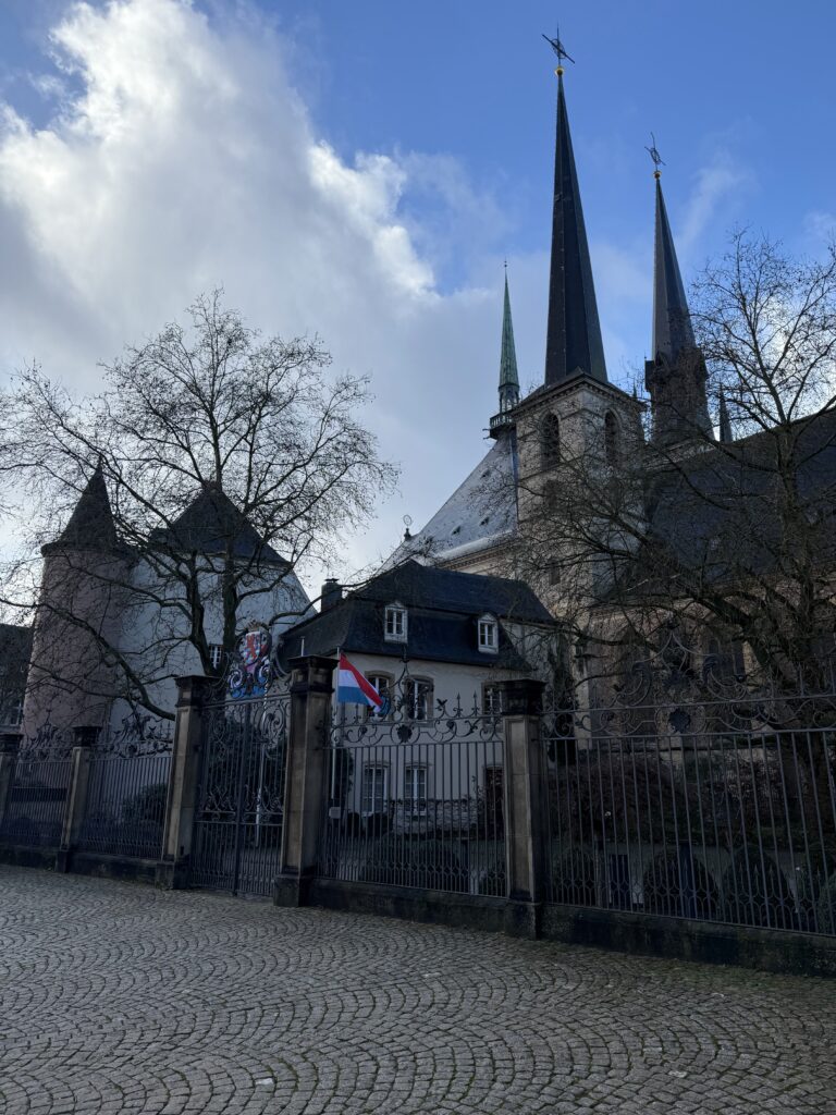 place-de-clairefontaine-2