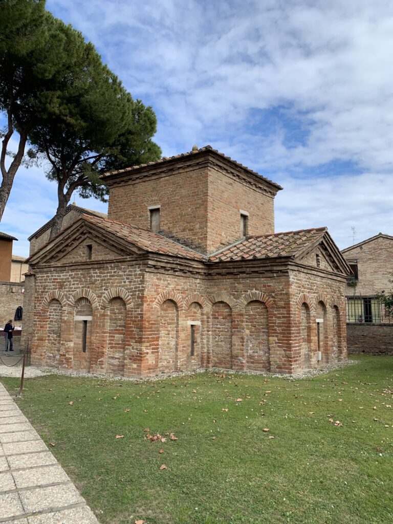 Mausoleo-Gala-Placidia-1