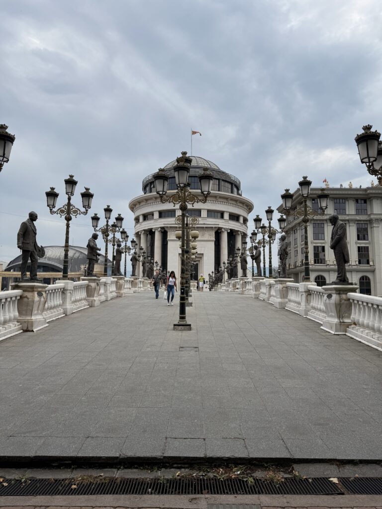 puente-de-las-civilizaciones-2