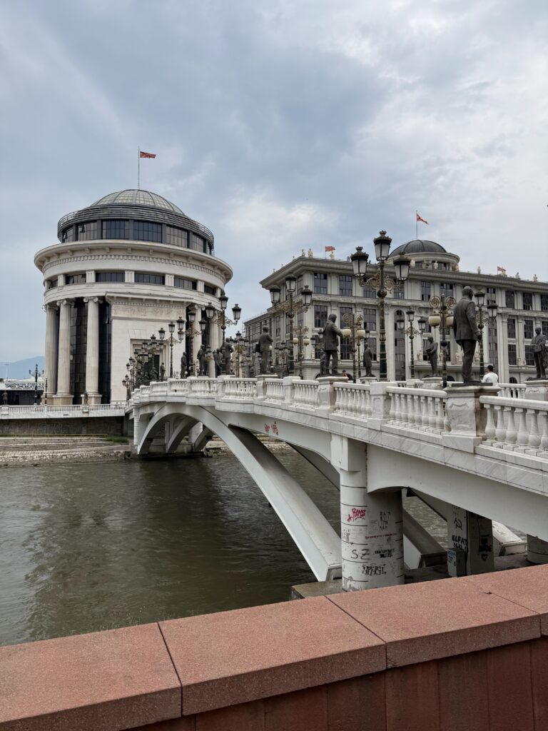 puente-de-las-civilizaciones-3
