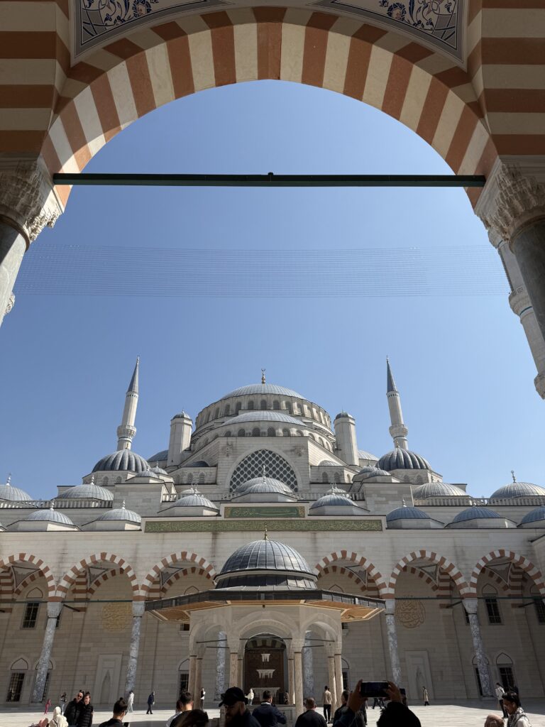 Mezquita-de-Çamlıca-10
