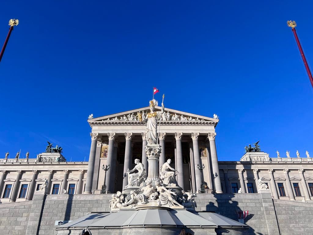 Parlamento-de-Austria-1