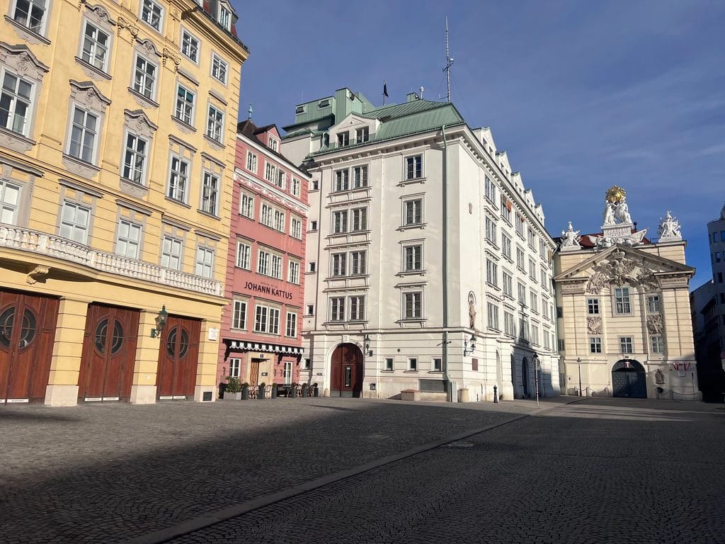 Plaza-Judenplatz-1